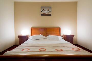 Фото номера Двухместный номер с 1 кроватью или 2 отдельными кроватями Отель Red Hotel г. Александрия 3